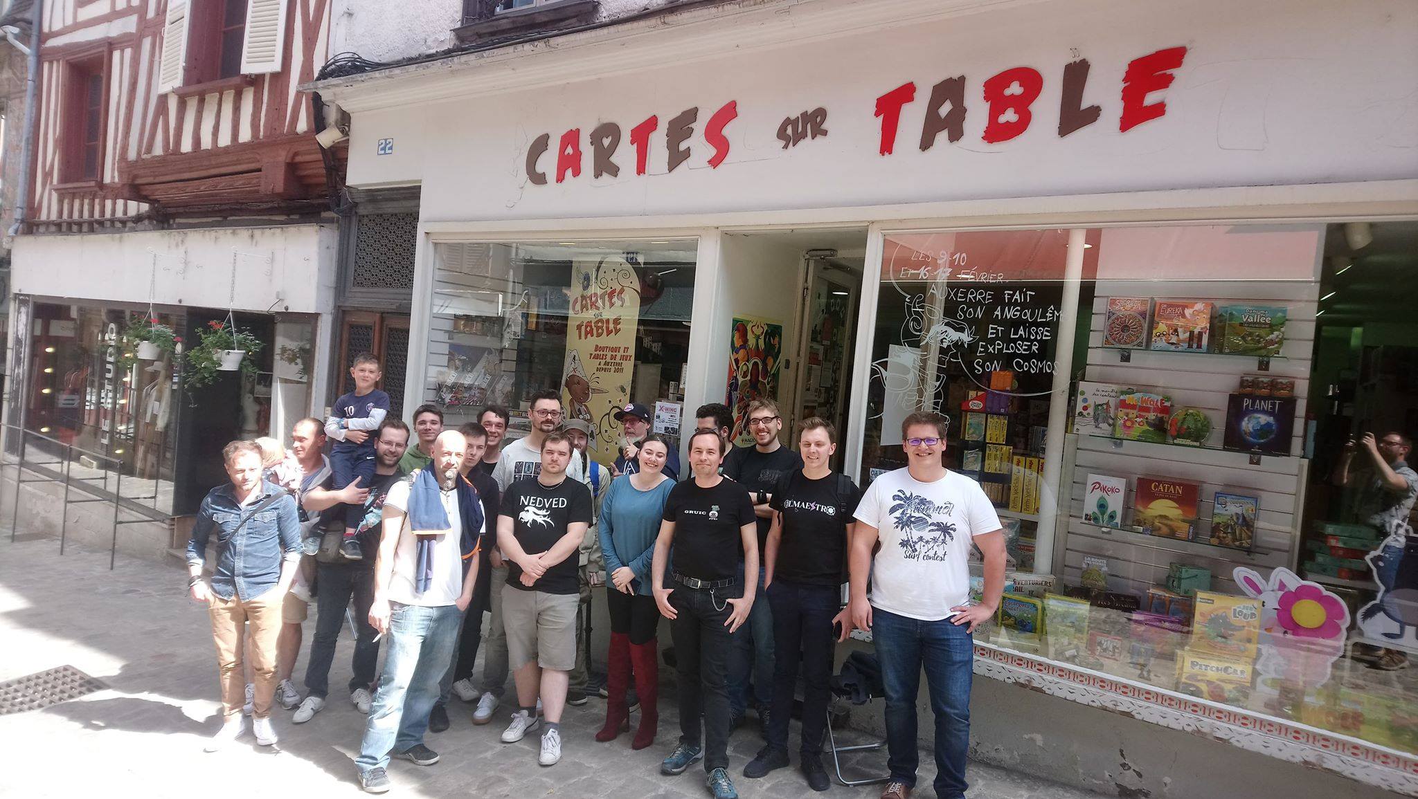 Cartes sur Table – Boutique et tables de jeux à Auxerre depuis 2011!